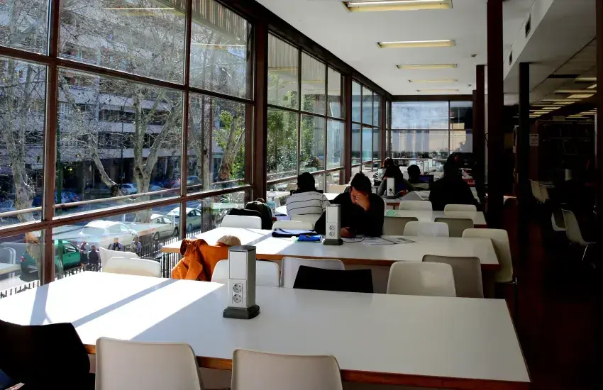 Biblioteca de Arquitectura